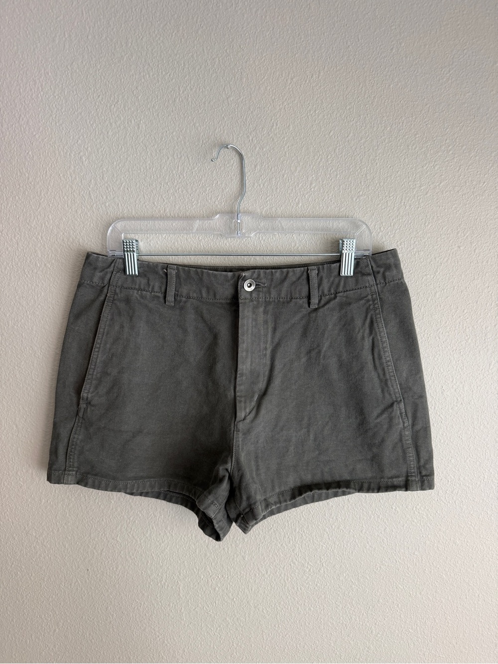 Uniqlo U Womens Sz 29 Denim Shorts Olive Green Gray 100% Cotton High Rise Casual